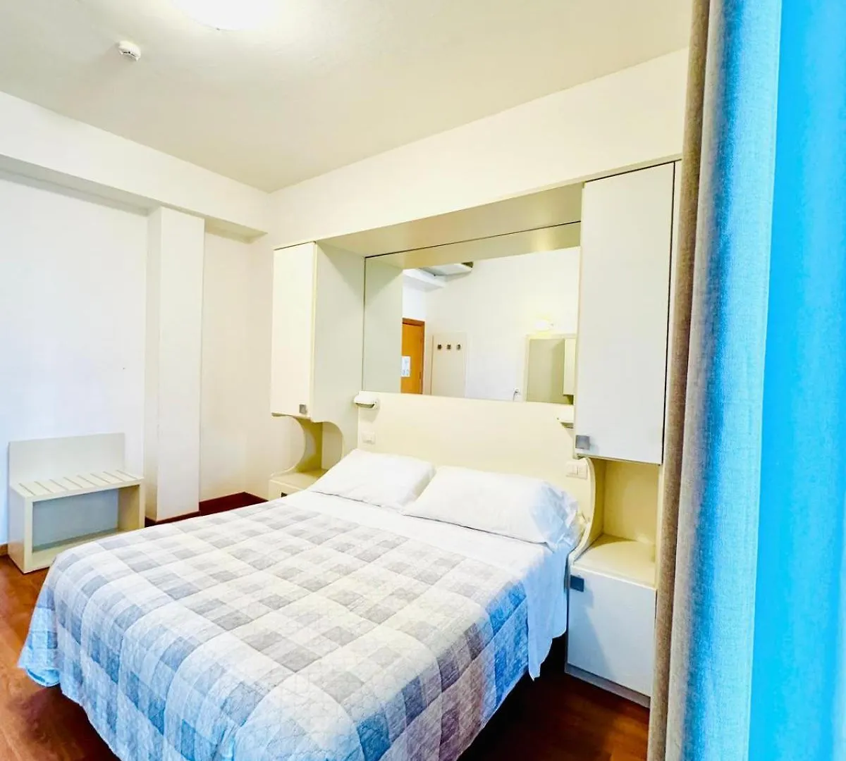 Hotel Butterfly Rimini 3*,  Italien