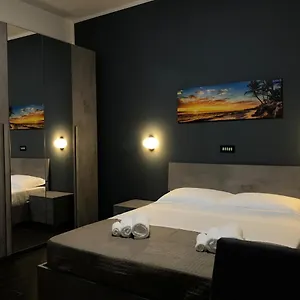 Neyra Hotel