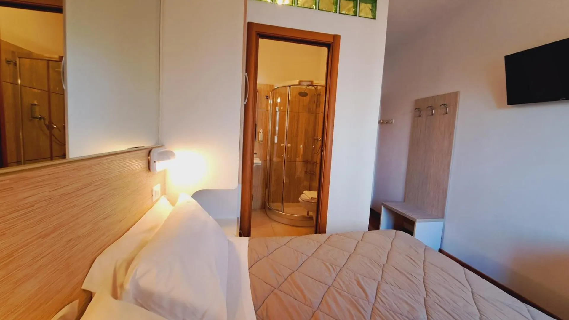 Hotel Butterfly Wellness & Spa Римини