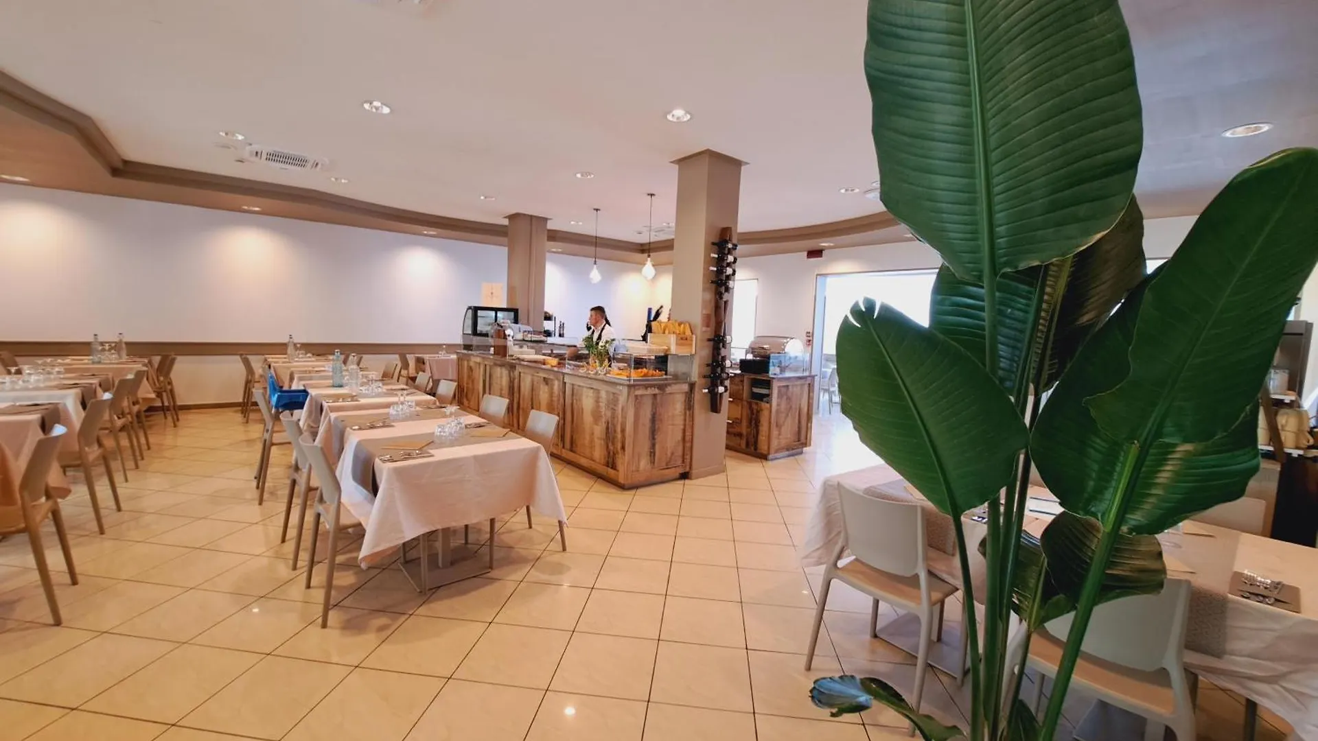 Hotel Butterfly Wellness & Spa Римини