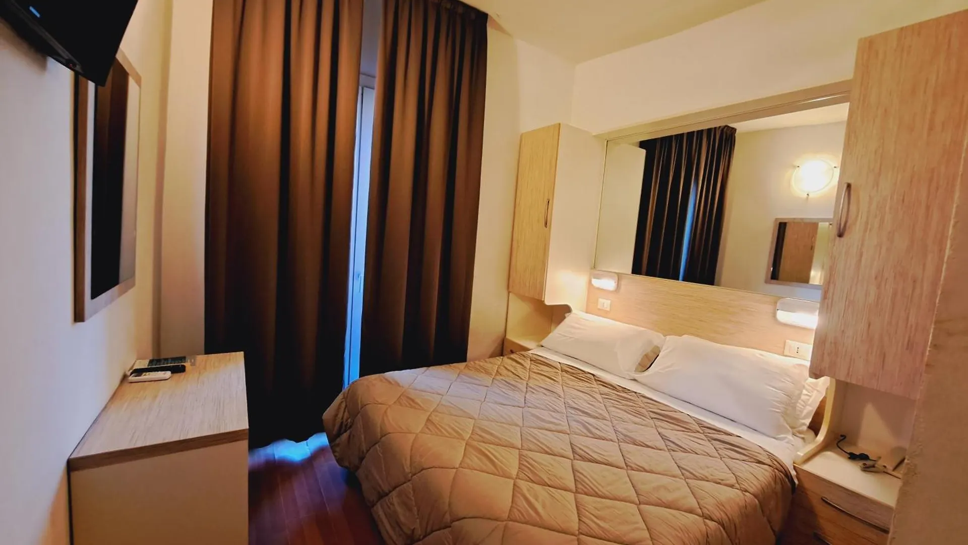 ***  Hotel Butterfly Wellness & Spa Rimini Itálie